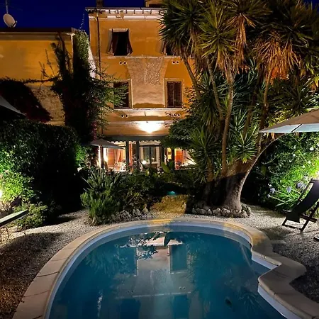 Residenza Palazzo Visdomini ベッド・アンド・ブレックファスト