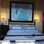 Residenza Palazzo Visdomini Bed and Breakfast Pietrasanta