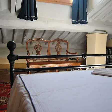 Bed & Breakfast Residenza Palazzo Visdomini 5*