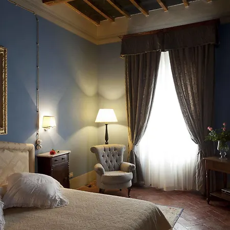 Residenza Palazzo Visdomini Bed & Breakfast Pietrasanta