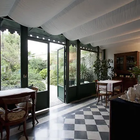 Residenza Palazzo Visdomini 5*